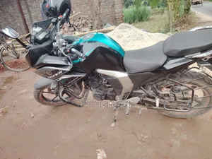 ইয়ামাহা ২০২০ ব্ল্যাক