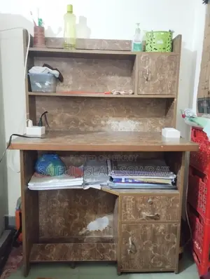 Reading Table (Urgent Sell)