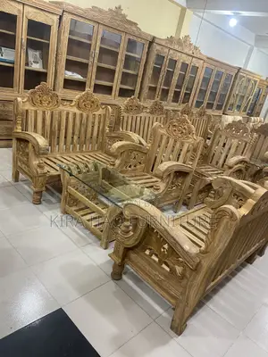 সেগুন কাঠের রাজকীয় সোফা