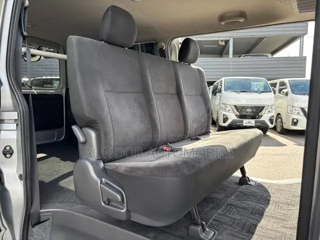 Toyota HiAce 2021 Silver