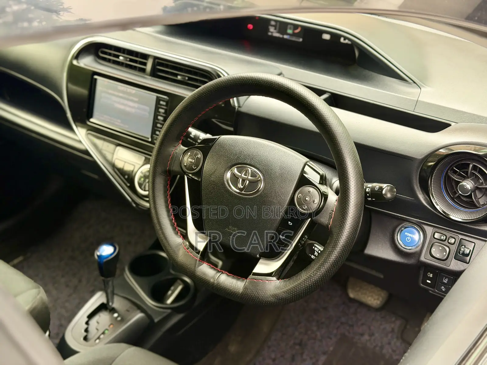 Toyota Aqua 2017 Gray