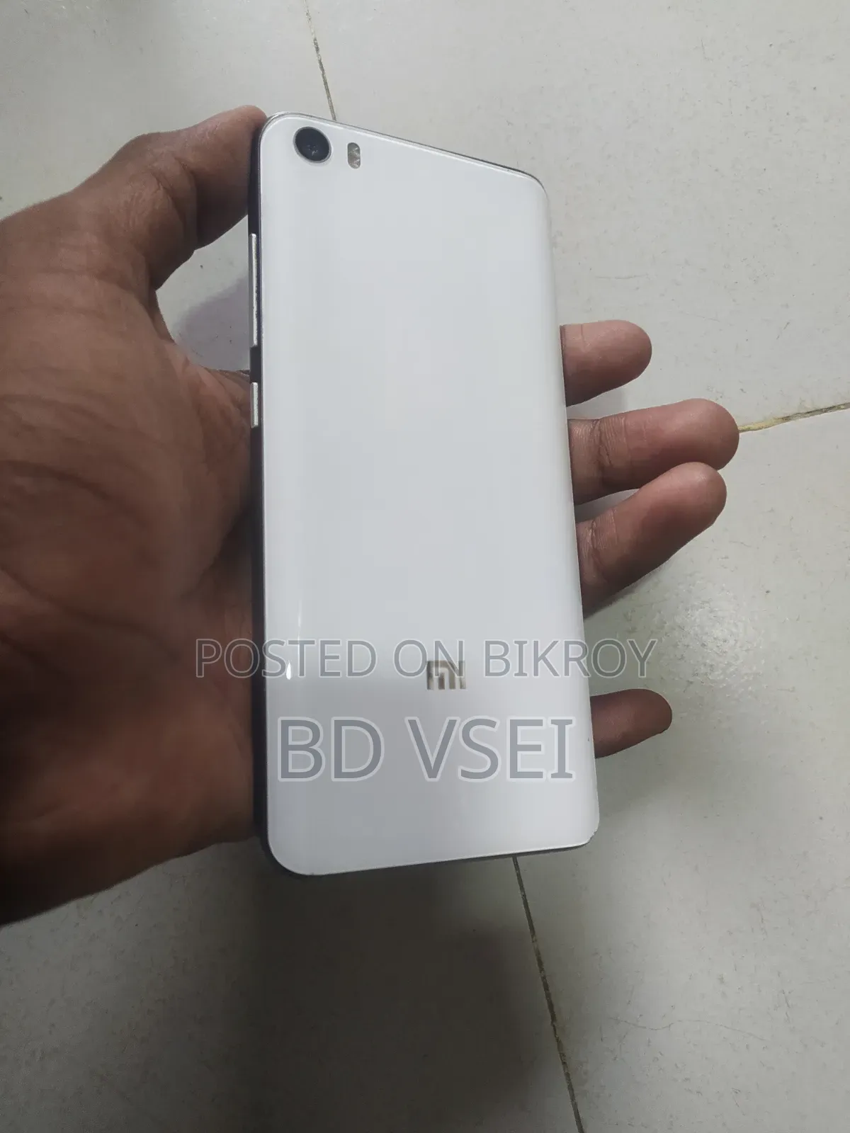 New Xiaomi Mi5 64 GB Silver