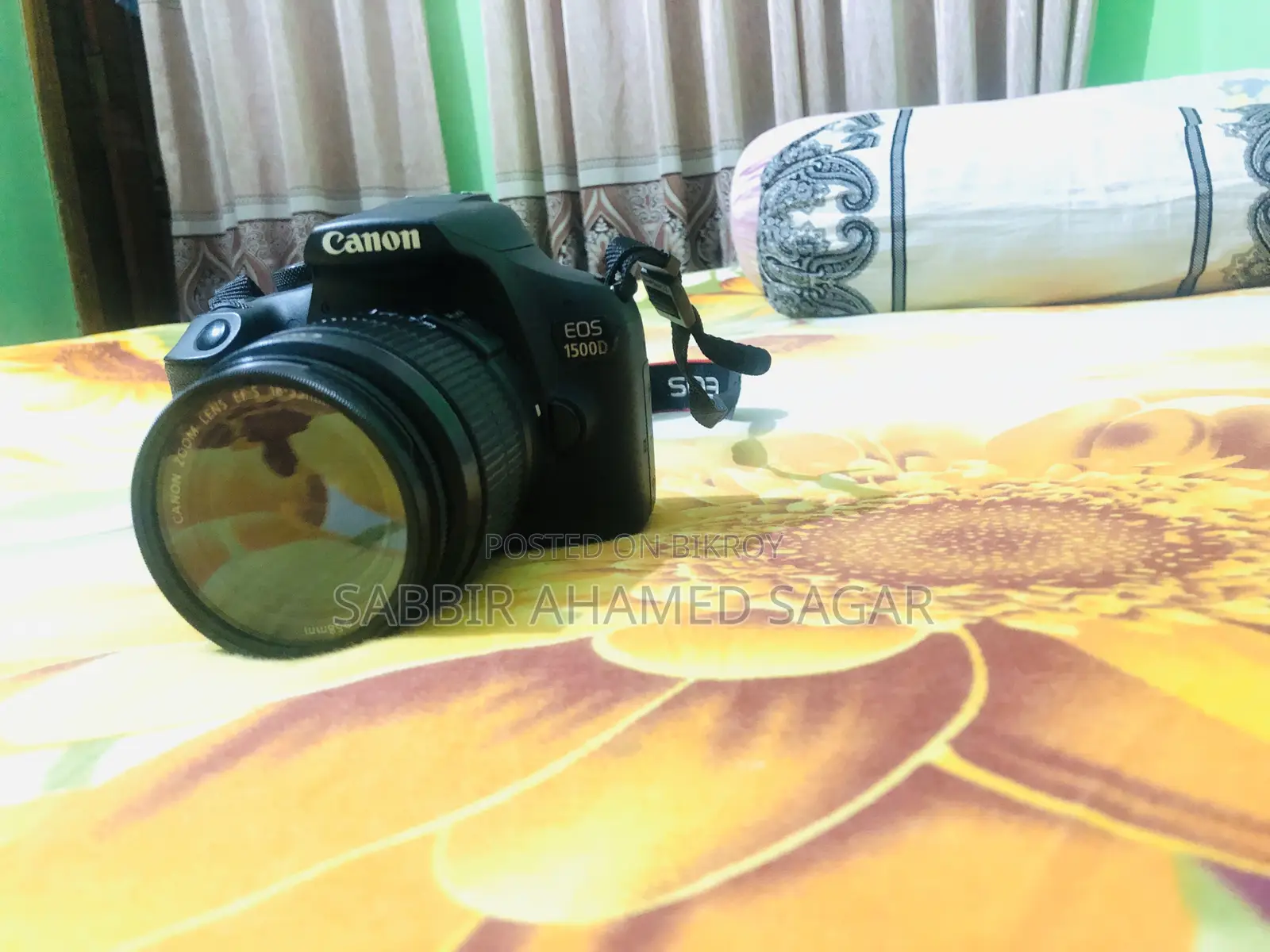 DSLR Camera
