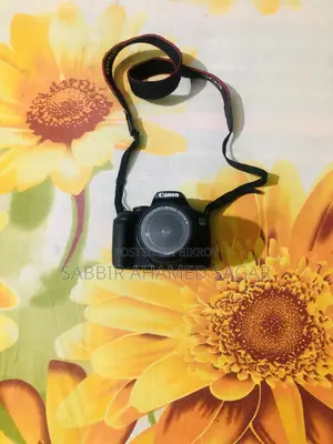 DSLR Camera