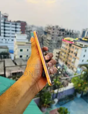 New Apple iPhone XR 64 GB Orange