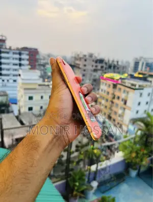 New Apple iPhone XR 64 GB Orange