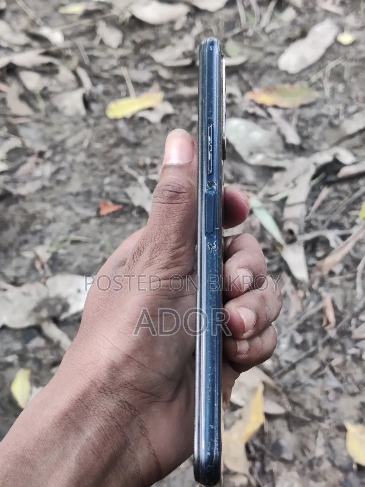 Vivo Y12 32 GB Black