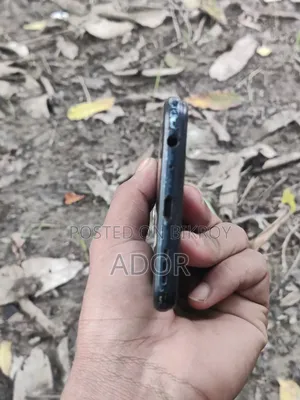 Vivo Y12 32 GB Black