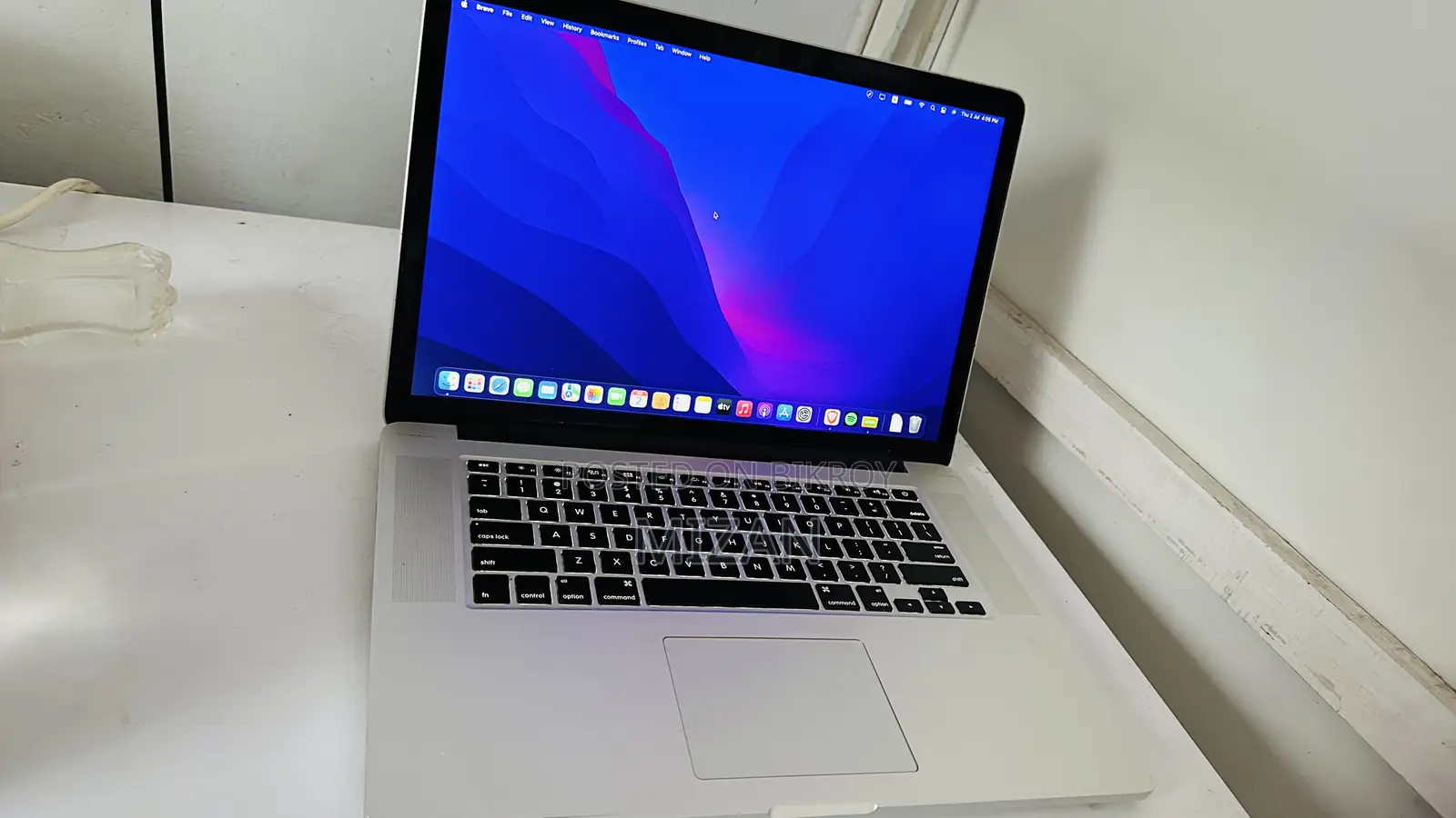 Laptop Apple MacBook Pro 2015 16GB Intel Core I7 SSD 256GB