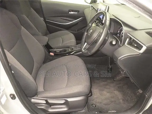 Toyota Corolla 2021 Silver