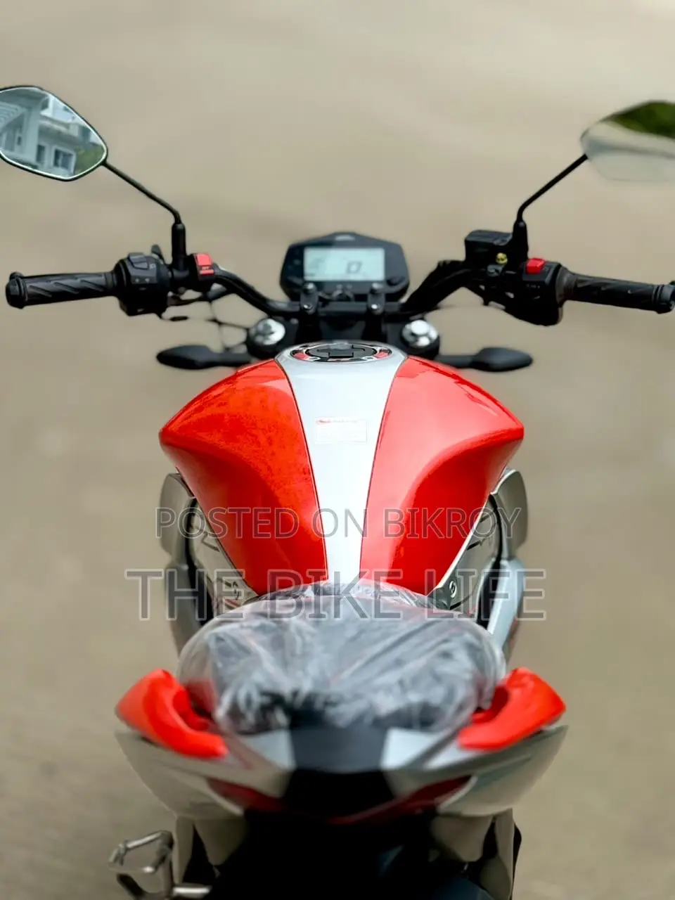 সুজুকি জিক্সার এফআই এবিএস ২০২৪ কমলা