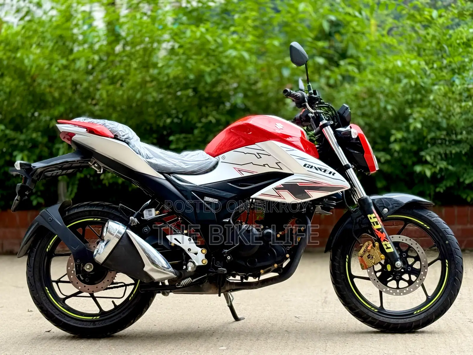 সুজুকি জিক্সার এফআই এবিএস ২০২৪ কমলা