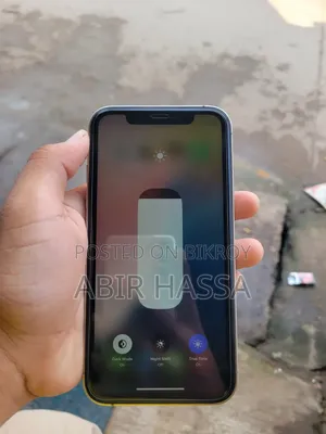 Apple iPhone XR 128 GB White