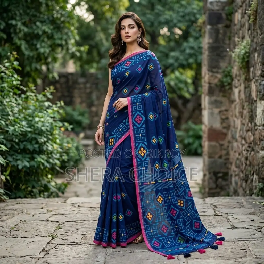 সম্পূর্ণ এমব্রয়ডারি ও ডলার ওয়ার্কের রাজকীয় বুটিক্স শাড়ি!