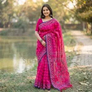 সম্পূর্ণ এমব্রয়ডারি ও ডলার ওয়ার্কের রাজকীয় বুটিক্স শাড়ি!