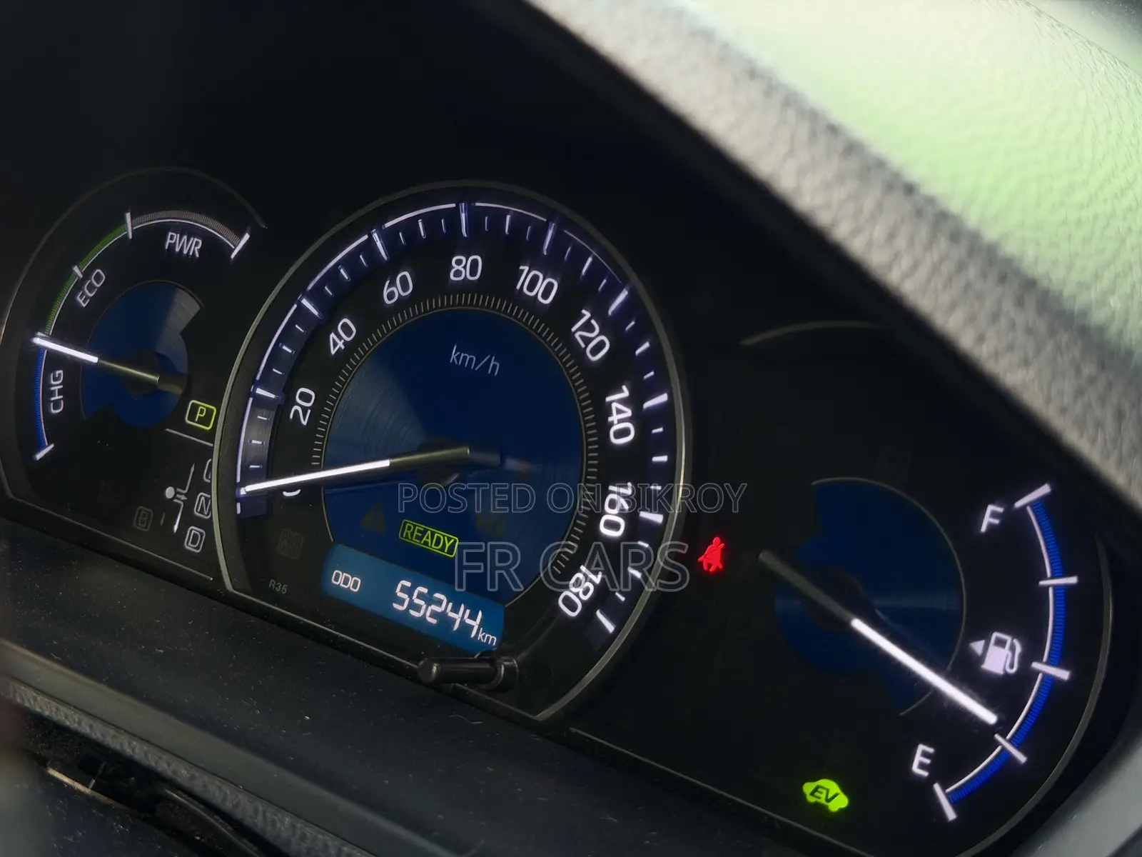 Toyota Esquire 1.8 FWD Hybrid (7 Seater) 2018 Purple