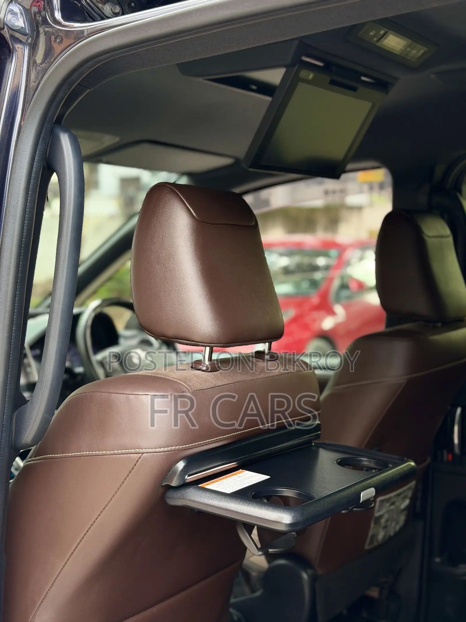 Toyota Esquire 1.8 FWD Hybrid (7 Seater) 2018 Purple
