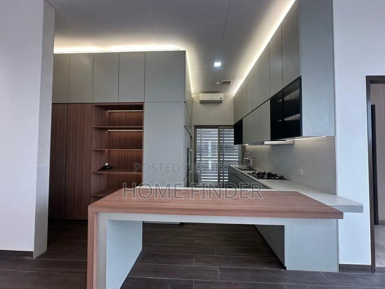 4-Bedroom Apartment in Gulshan for Rent
