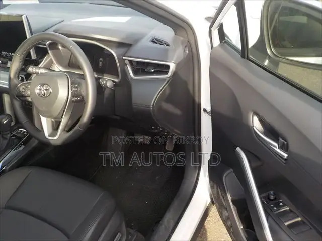 Toyota Corolla Cross 2025 Pearl