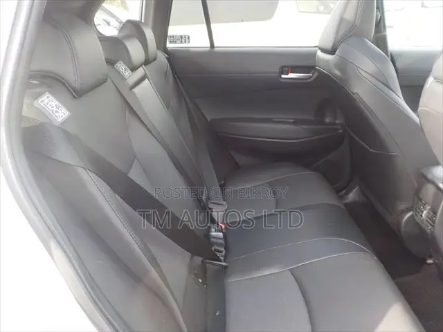 Toyota Corolla Cross 2025 Pearl