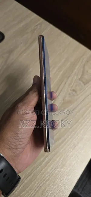 Vivo V40e 256 GB Bronze