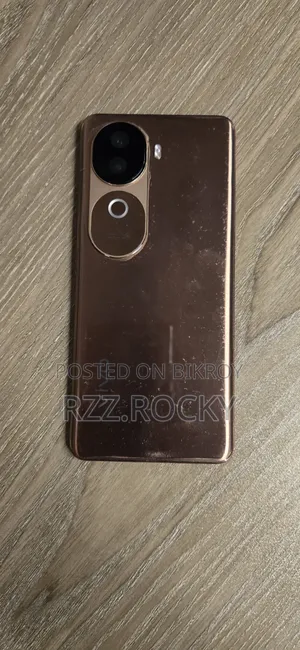 Vivo V40e 256 GB Bronze