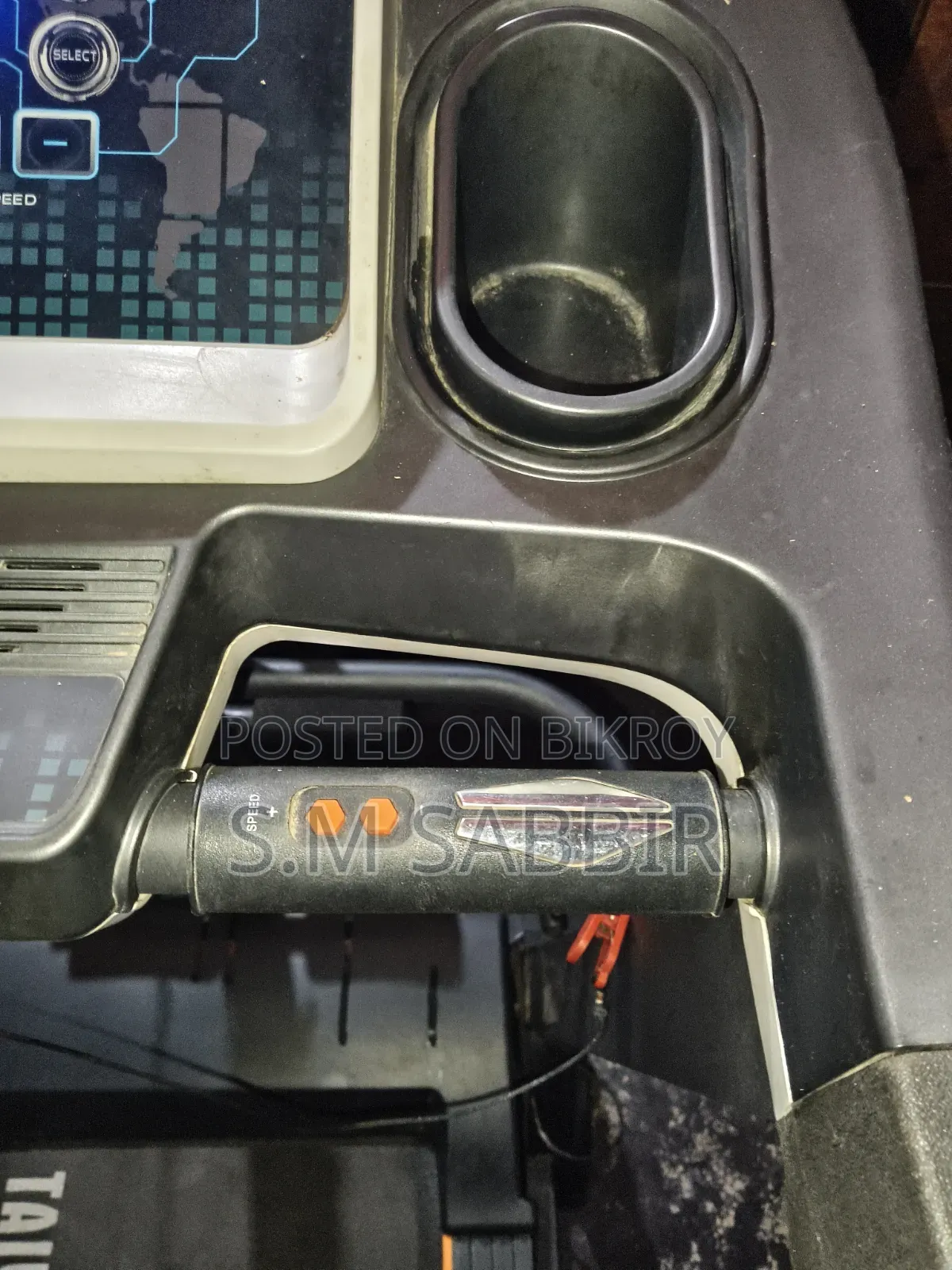 Dk-12f Motorized Treadmill 2 Years Used With Massager - Natore