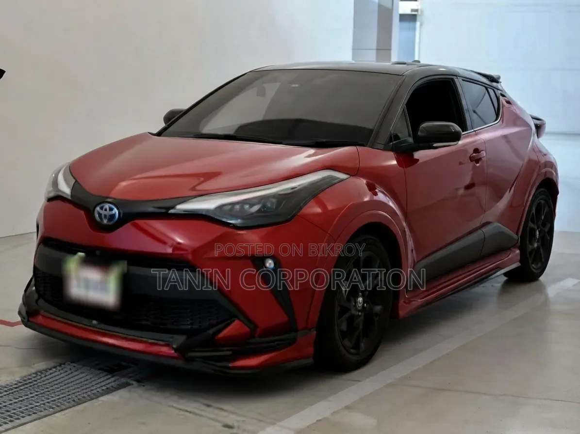 Toyota C-HR 2022 Red