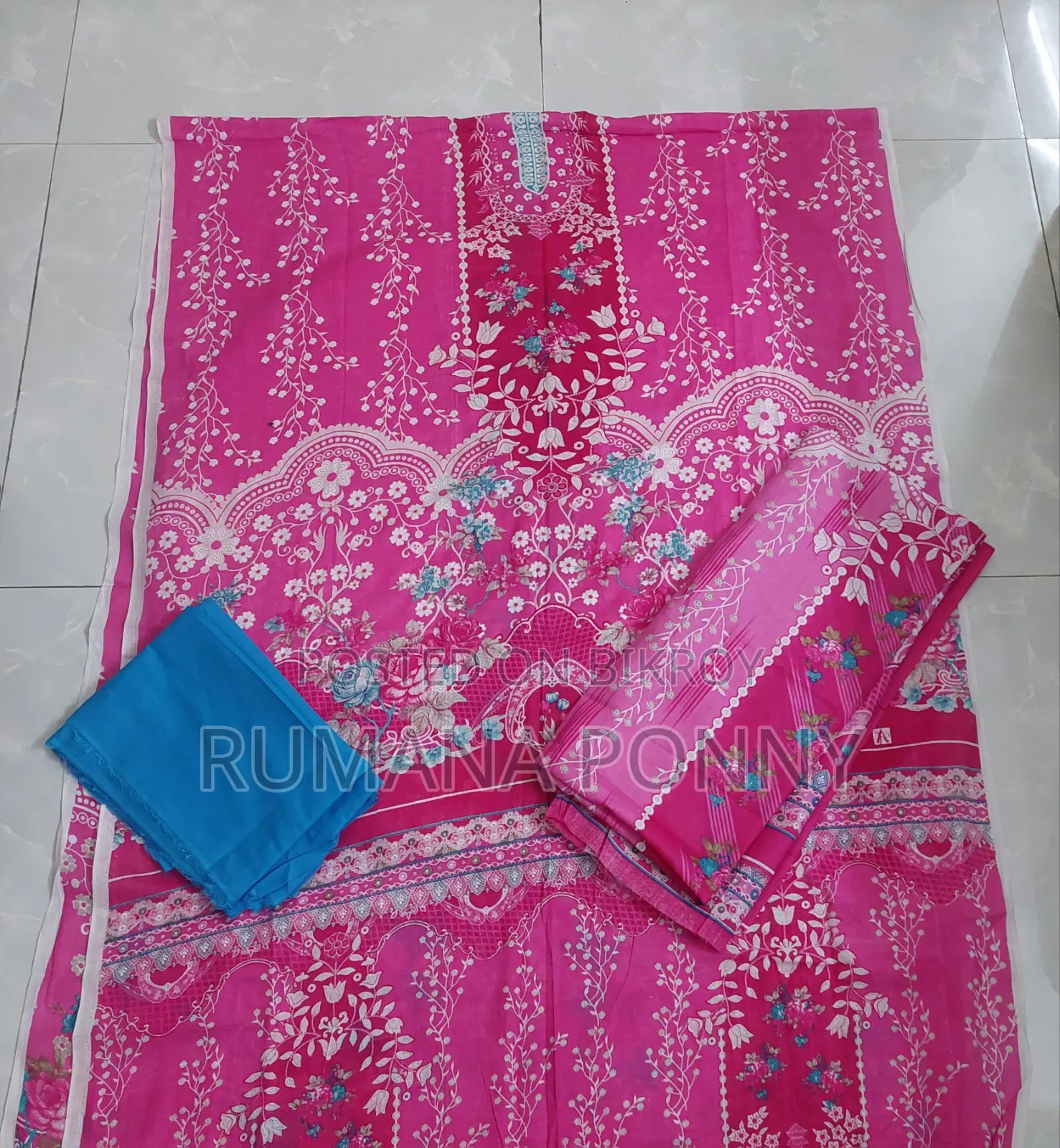 Beautiful Pink Unstitched Three Piece