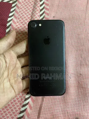 Apple iPhone 7 32 GB Black