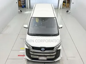 Toyota Noah 2022 White