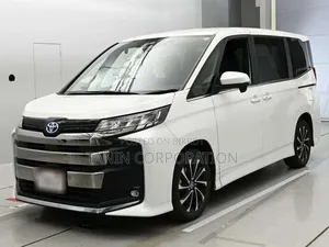Toyota Noah 2022 White