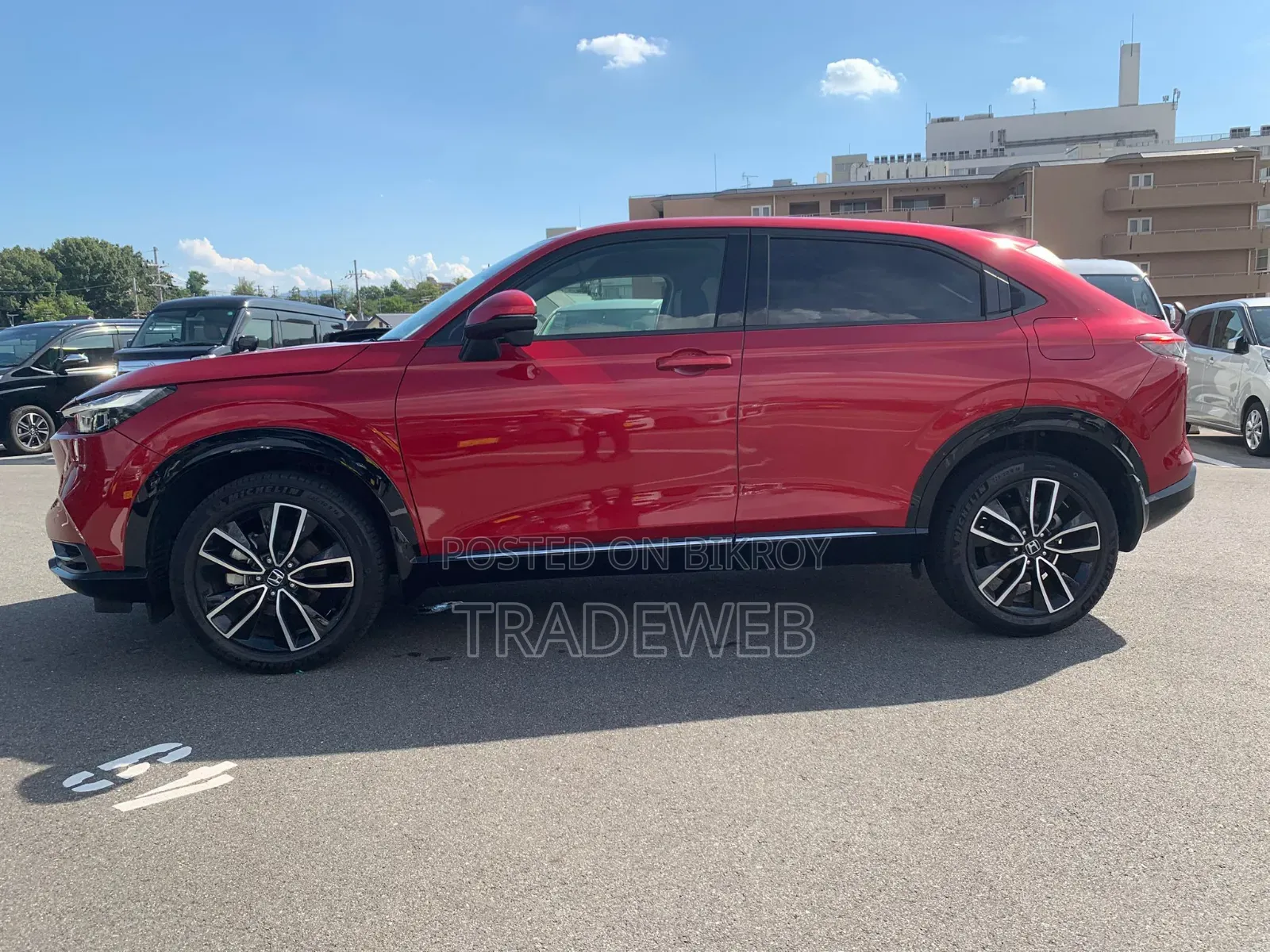 Honda Vezel 2021 Red