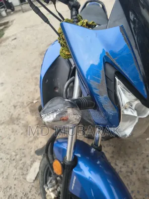 নতুন হোন্ডা সিবি ২০২৪ নীল