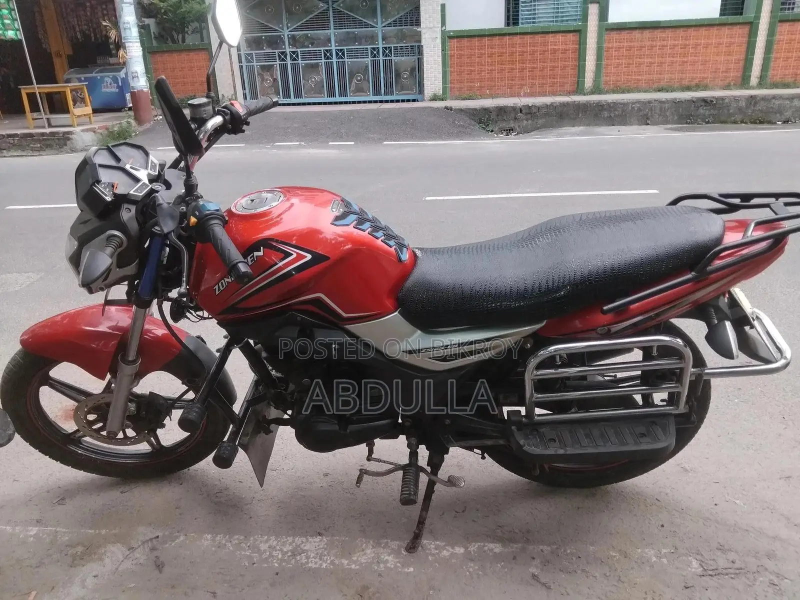 জংশেন স্পার্ক জেডএস১২৫-৭০ ২০১৬ লাল