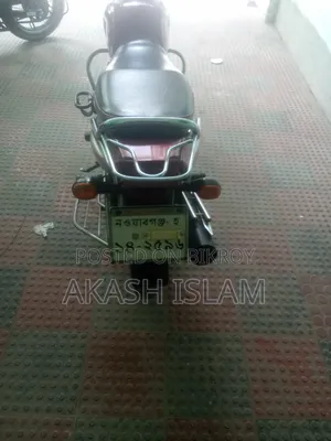 Bajaj CT 100 2018 Brown
