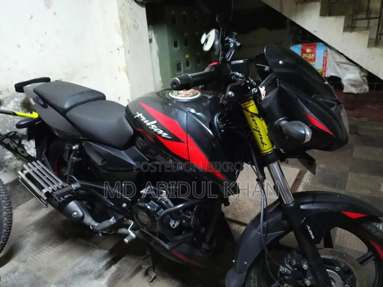 Bajaj Pulsar 150 2023 Black