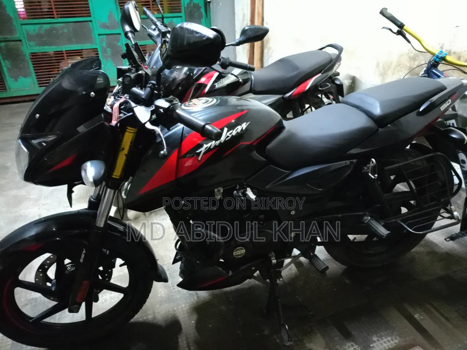 Bajaj Pulsar 150 2023 Black
