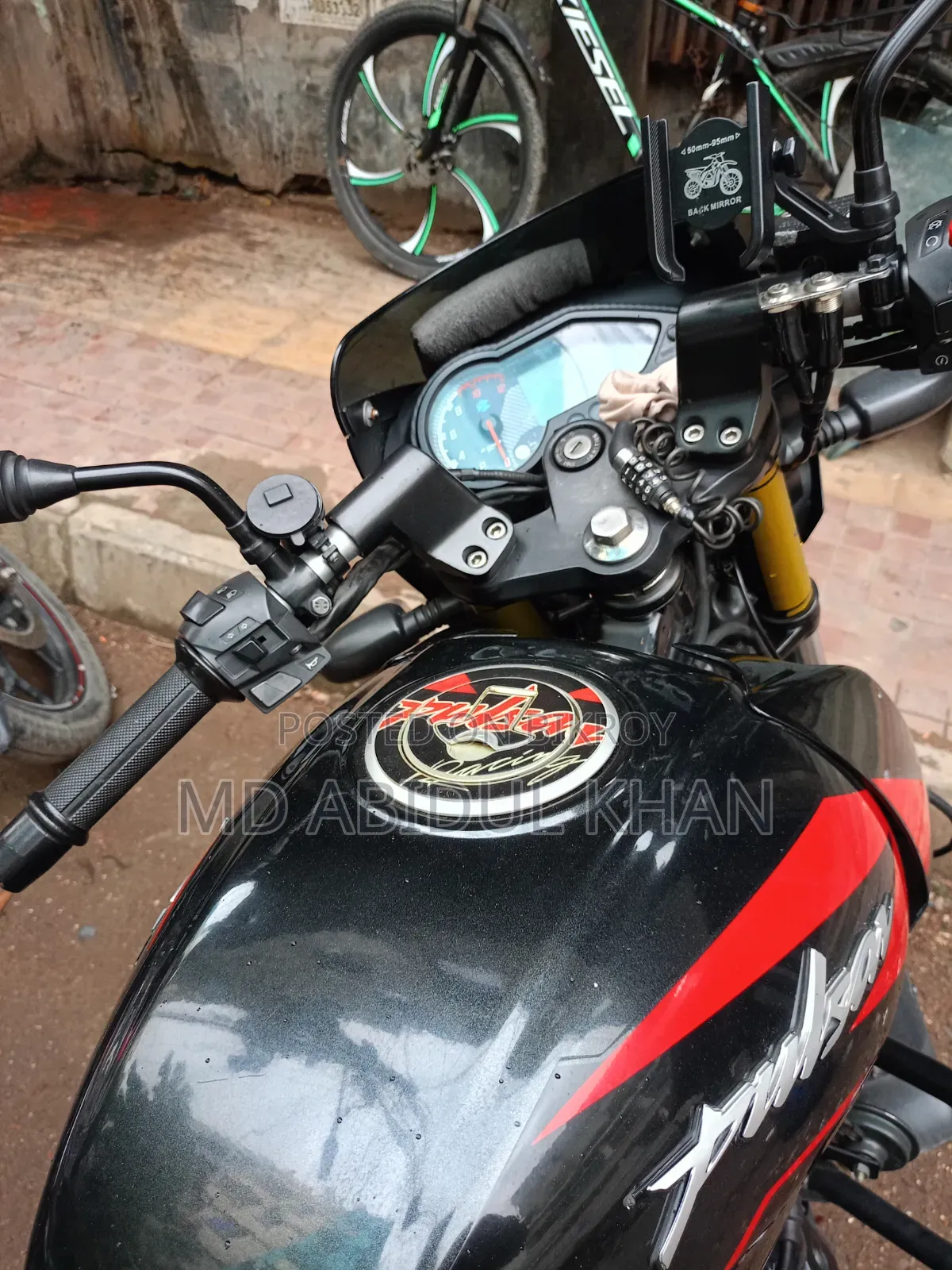 Bajaj Pulsar 150 2023 Black