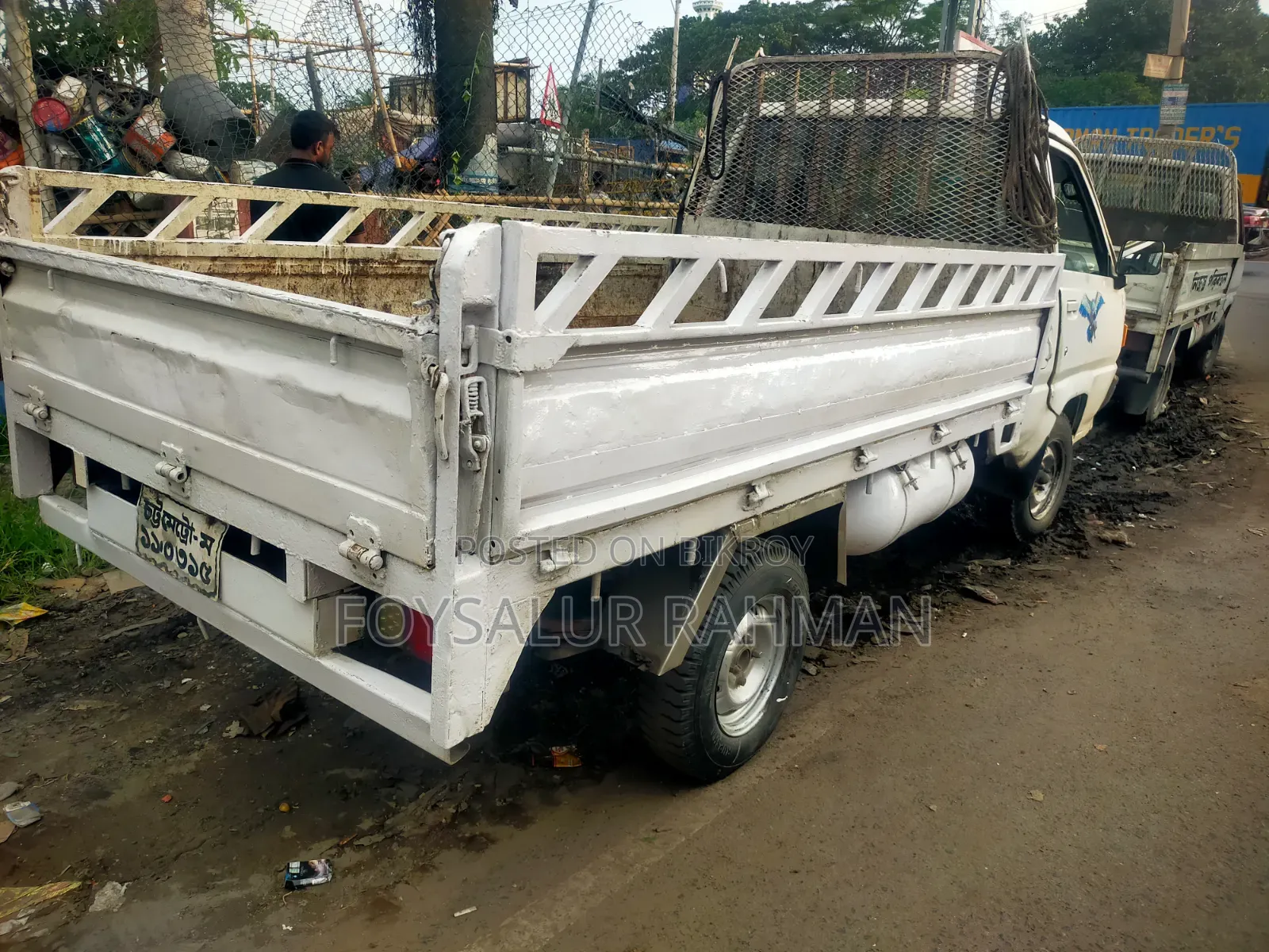 টয়োটা লাইটএইস পিক আপ ১৯৯৫ সাদা