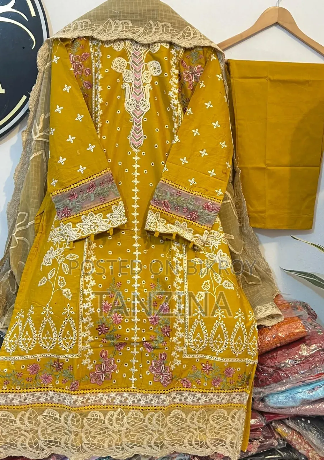 লাক্সারি রেডি ৩ পিস