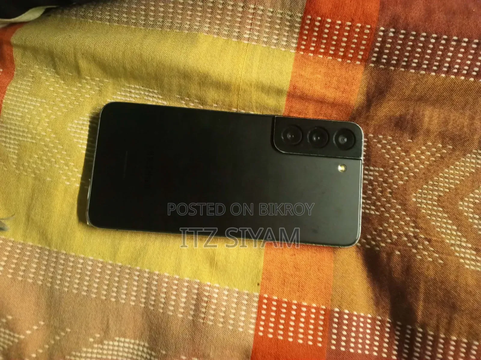 স্যামসাং গ্যালাক্সি এস২২ ৫জি ১২৮ জিবি ব্ল্যাক