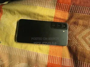 স্যামসাং গ্যালাক্সি এস২২ ৫জি ১২৮ জিবি ব্ল্যাক