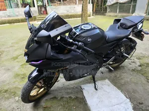 Yamaha 2024 Black