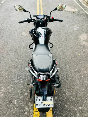 টিভিএস অ্যাপাচি আরটিআর ১৬০ ৪ভি ২০২১ কালো