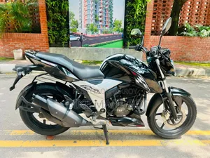 TVS Apache RTR 160 4V 2020 Black