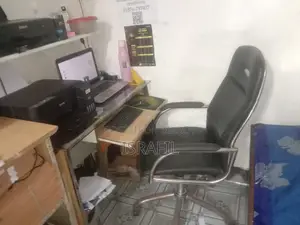 Willing to sell the chair