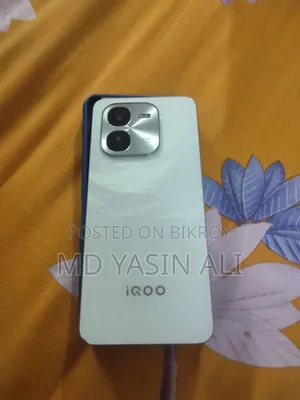 Vivo iQOO Z9x 128 GB Purple