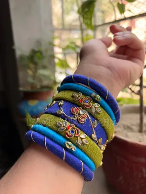 Bangals Selling