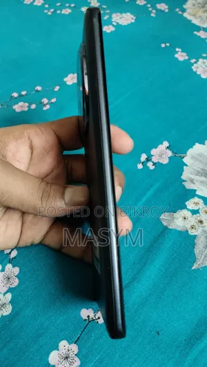 Walton XANON X91 256 GB Black